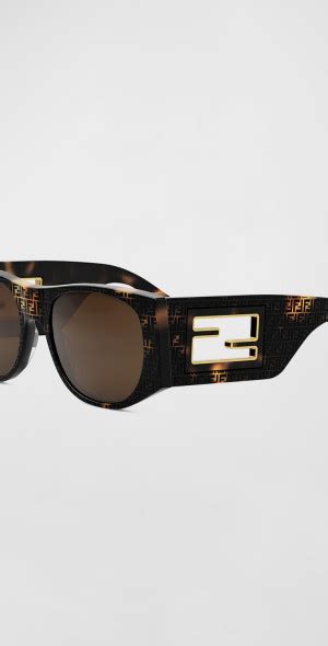 fendi emblemsunglasses|Baguette .